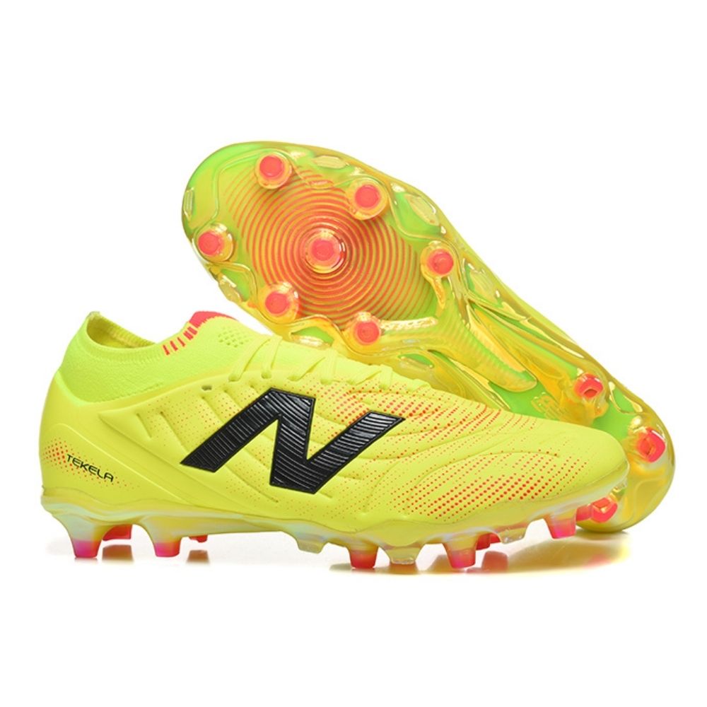 Chuteira de Campo New Balance Tekela Elite V5 FG